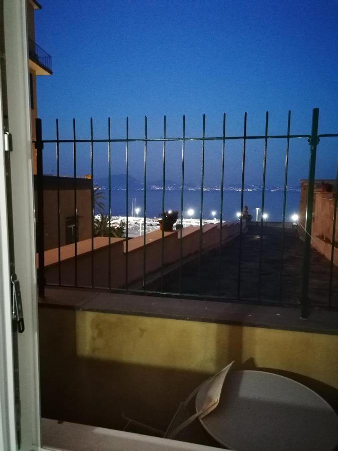 Napoli D'Amare B&B Exterior foto